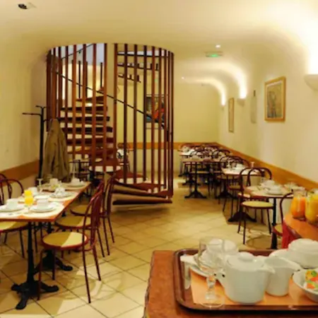 Printania Porte De Versailles 2*