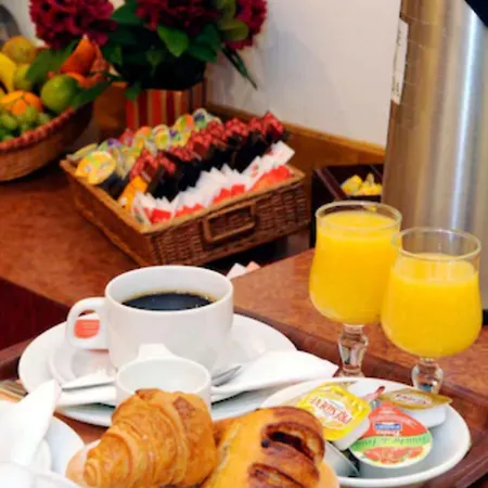 Hotel Printania Porte De Versailles 2*