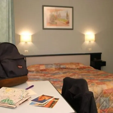 Printania Porte De Versailles 2* Париж