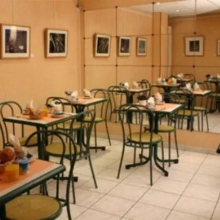Printania Porte De Versailles Paříž